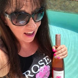 Meet your Posher, Jeannette